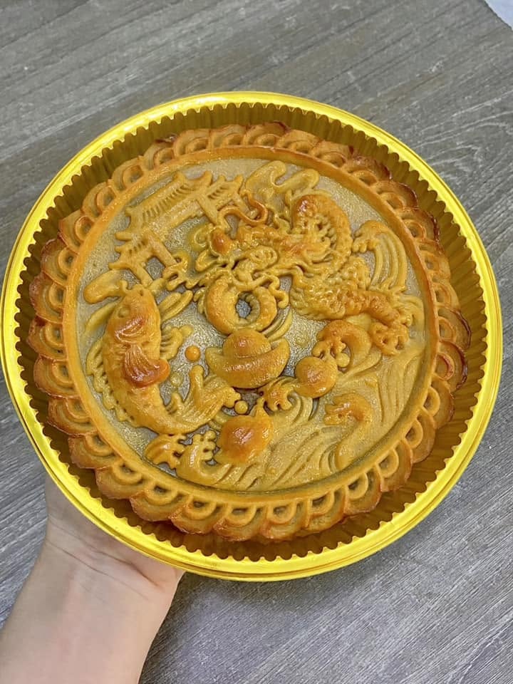 Bánh Trung thu đại hình tròn trang trí long phụng